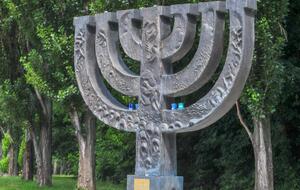 Большую часть от числа уничтоженных в Бабьем Яру представляло еврейское население