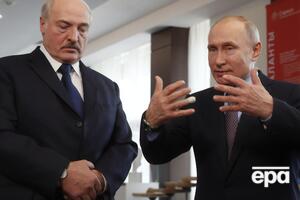 Лукашенко (на фото зліва) анонсував візит до РФ, щоб "розставити крапки над "i" під час перемовин із Путіним