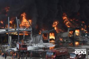 В Бейруте рядом с местом взрыва вспыхнул пожар. Фоторепортаж