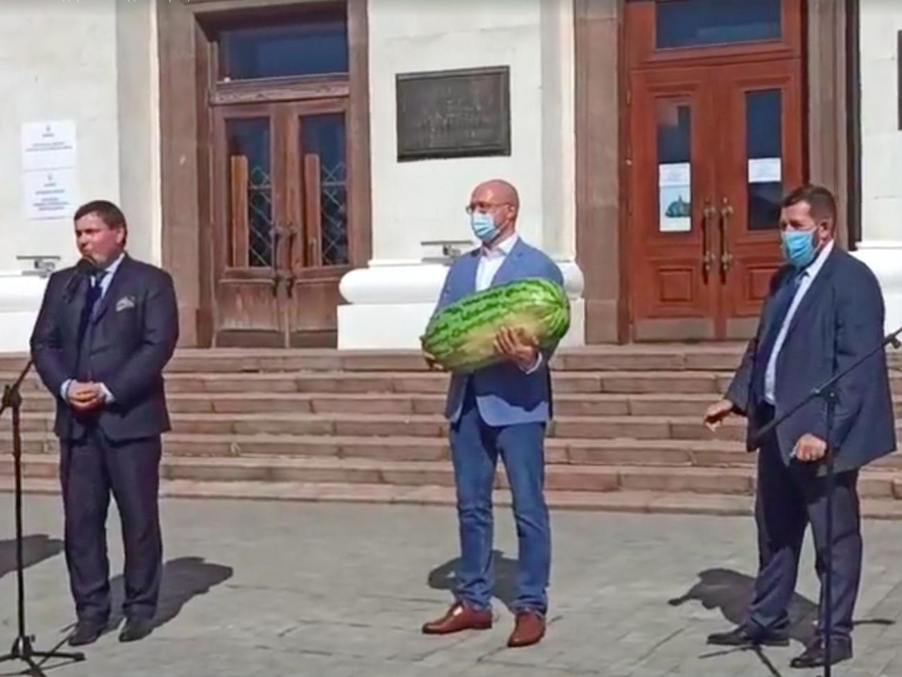 10 сентября Шмыгаль находился с рабочим визитом в Херсонской области