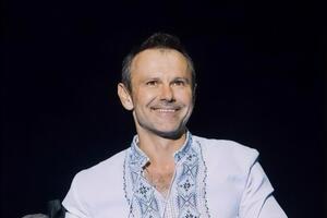 Вакарчук: На жизнь хватает. Больше, чем есть, не надо. Меньше, надеюсь, не будет