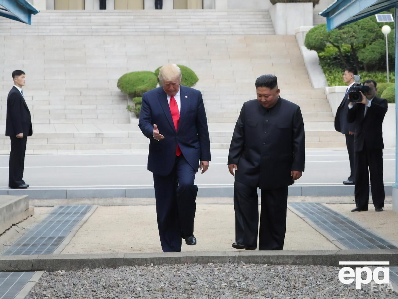 Трамп и Ким Чен Ын трижды встречались и постоянно обмениваются письмами