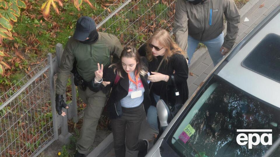 Протести в Білорусі тривають понад місяць