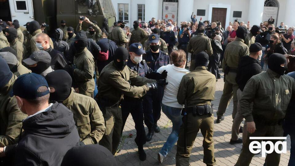 В одном только Минске накануне задержали 99 человек