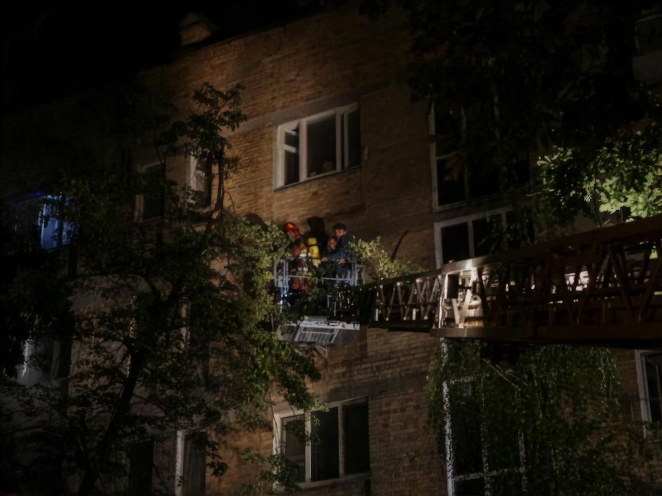 Среди эвакуированных четверо детей