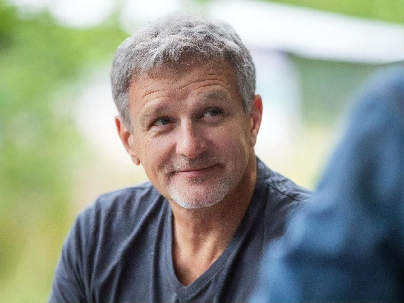 Пальчевський: Президент ходитиме, як дівчинка-фіалочка, і робитиме вигляд, що "я взагалі ні до чого"?