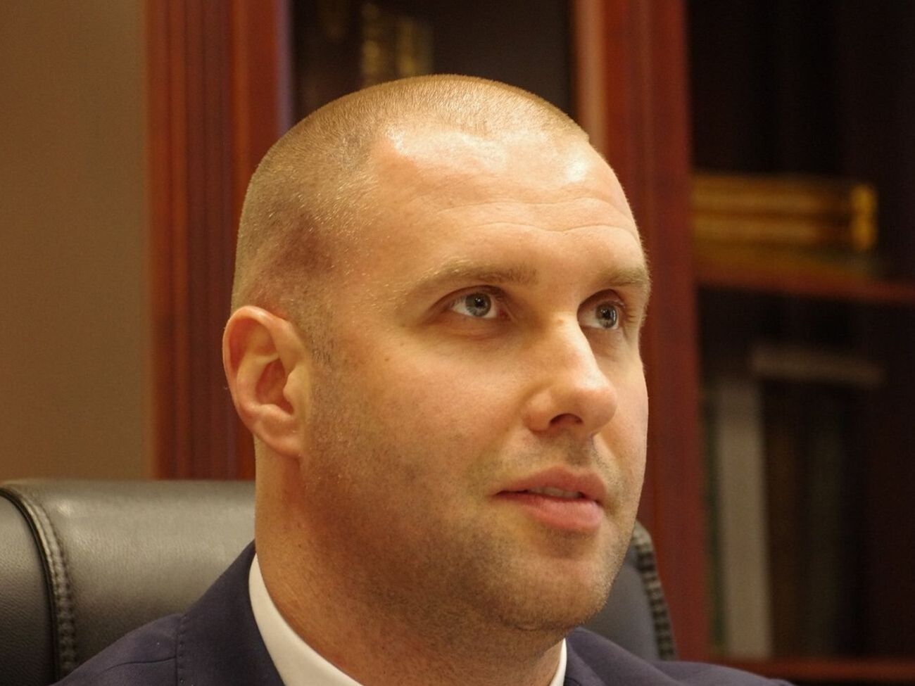 Синегубов: Абсурдность тем, которые "освещаются", их периодичность, и вообще такое внимание ко мне говорит только об одном &ndash; о заказном характере этих материалов