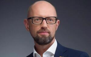 Яценюк считает, что внесение изменений в постановление о местных выборах под российским давлением категорически неприемлемо