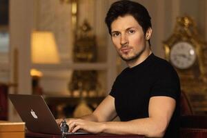 Ідея створити Telegram з'явилася у Павла Дурова (на фото) 2011 року. До 2020-го у цього месенджера налічували 400 млн користувачів