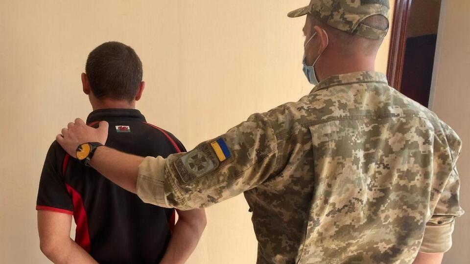 По данным Госпогранслужбы, в 2014 году задержанный был активным членом незаконных вооруженных формирований