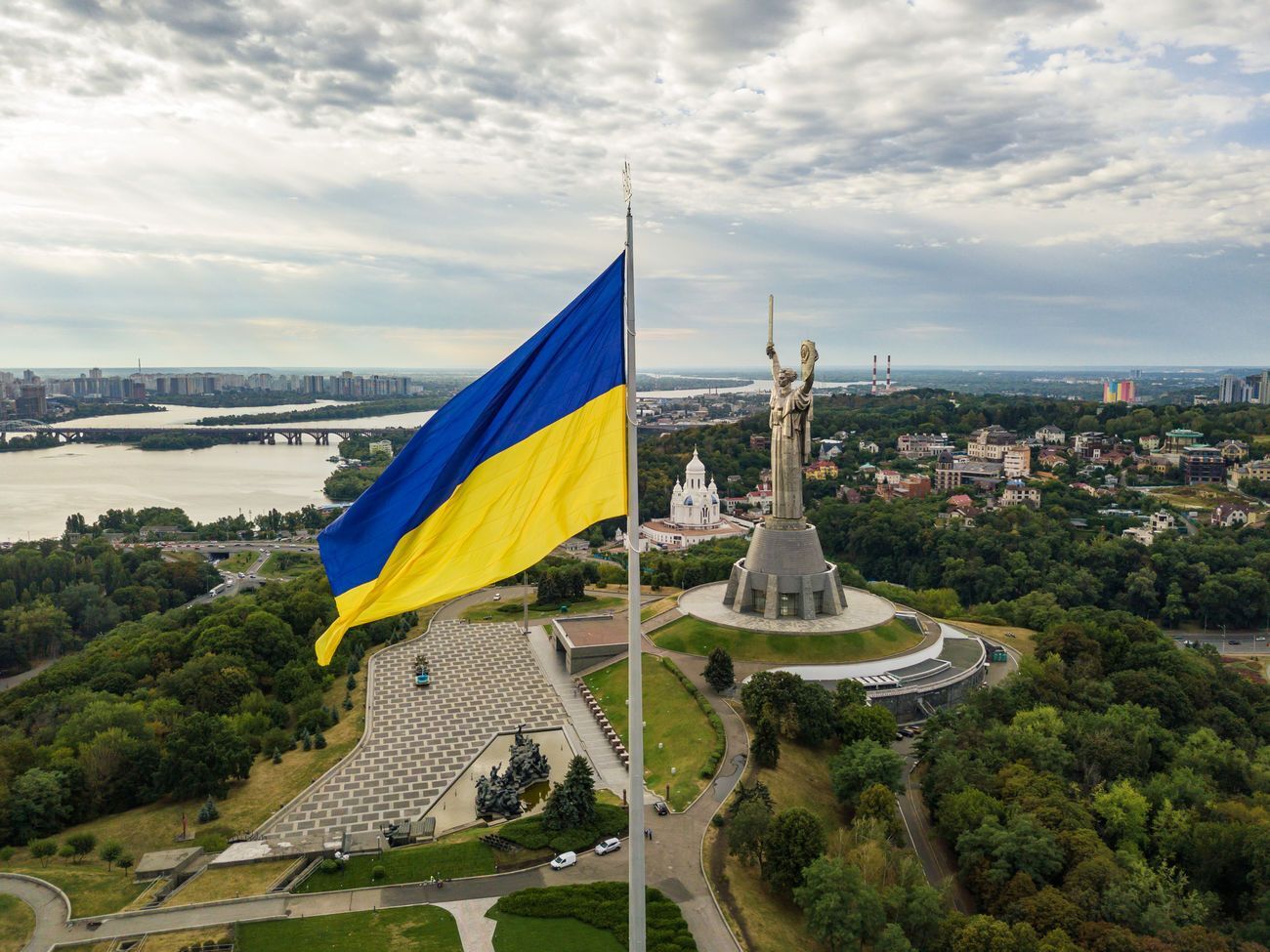 В Україні затвердили нову стратегію під назвою "Безпека людини &ndash; безпека країни"