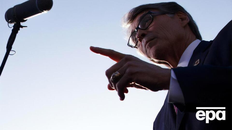 Перри после ухода в отставку стал членом совета директоров энергетической компании