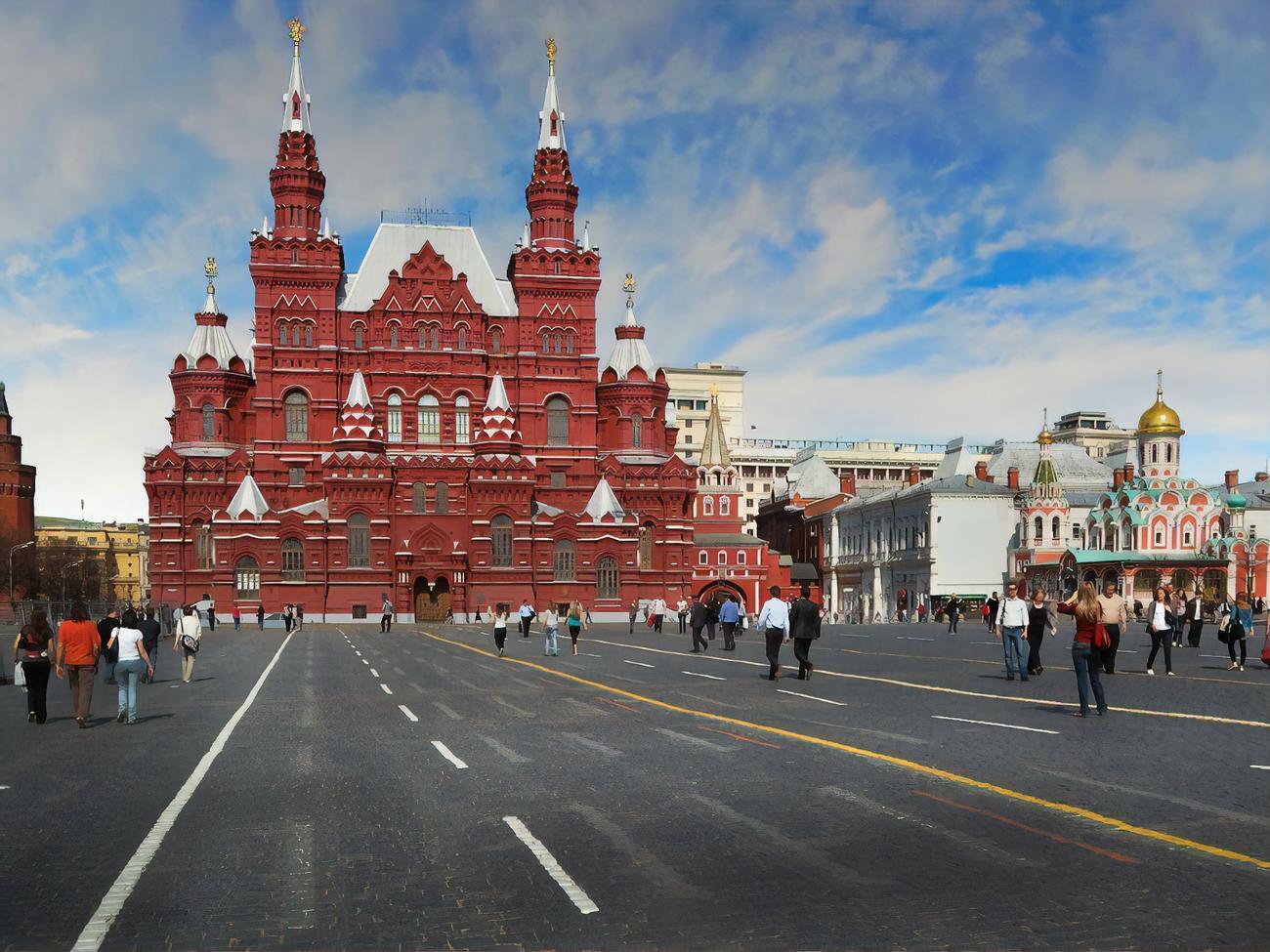 Із 17 березня в Москві заборонили відвідування мавзолею і некрополя біля Кремлівської стіни