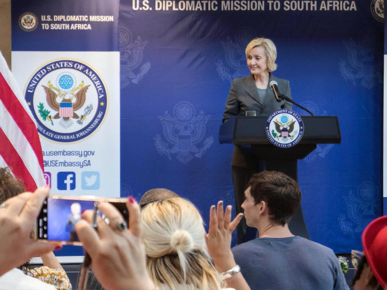 Маркс предупредили о возможном покушении, пишет Politico