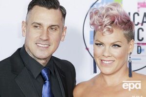 Pink и Харт познакомились в 2001 году