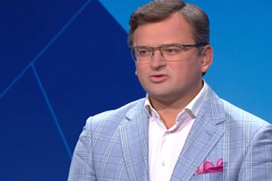 Про якесь "жовте", не кажучи вже про "червоне" світло, яке виставляє Україні Захід, говорити не доводиться, є нормальний діалог – Кулеба