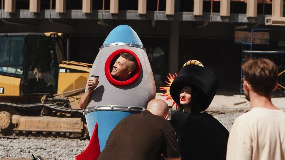 Клип снимали на протяжении трех дней