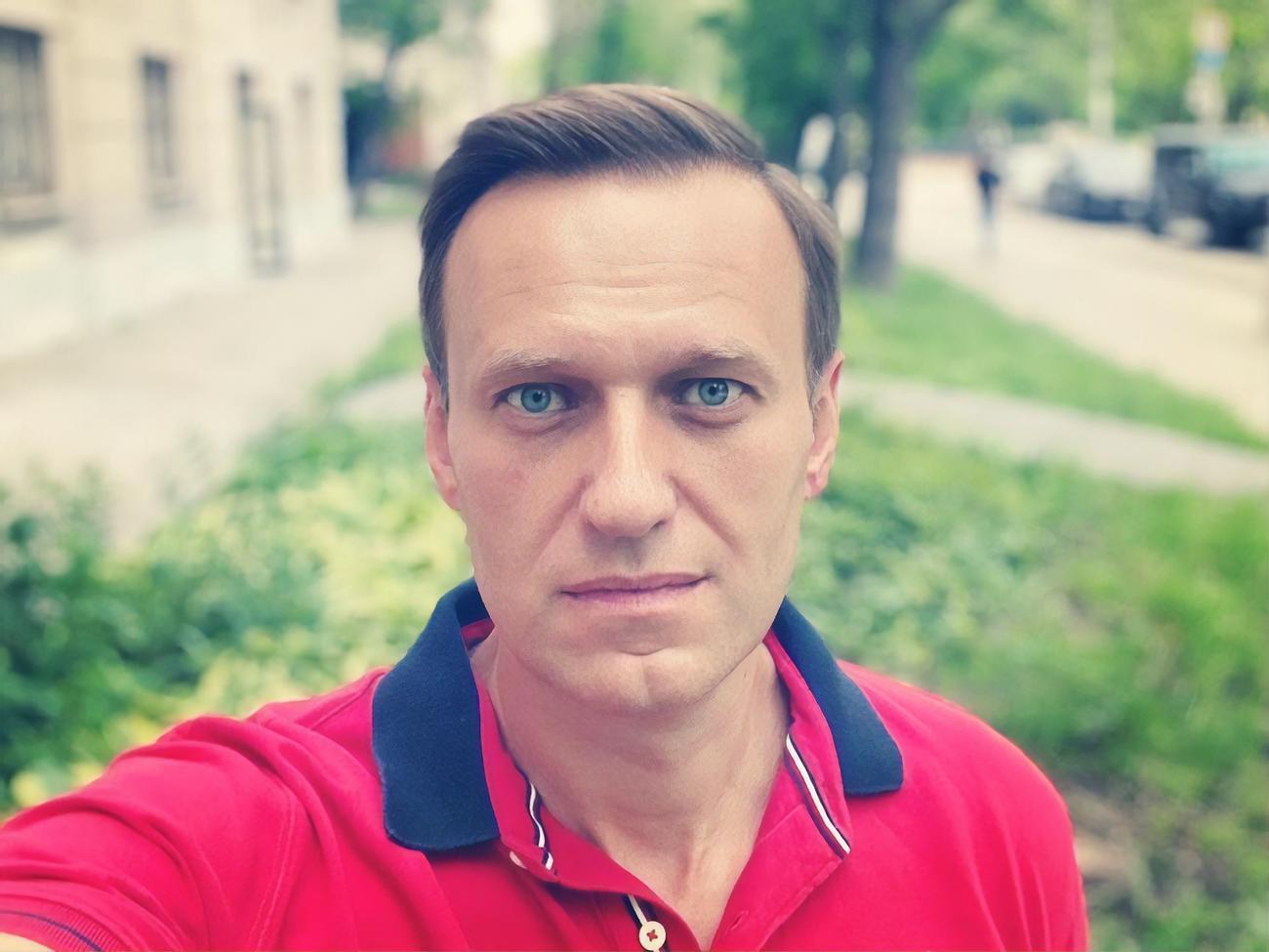 Навальний: Вчора зміг цілий день дихати сам. Взагалі сам. Дуже сподобалось. Дивовижний, недооцінений багатьма процес