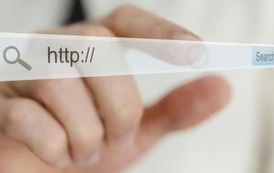 "В России применяются абсолютно беспрецедентные технологии контроля и мониторинга за политически активными гражданами, которые и превратили страну в цифровой концлагерь"