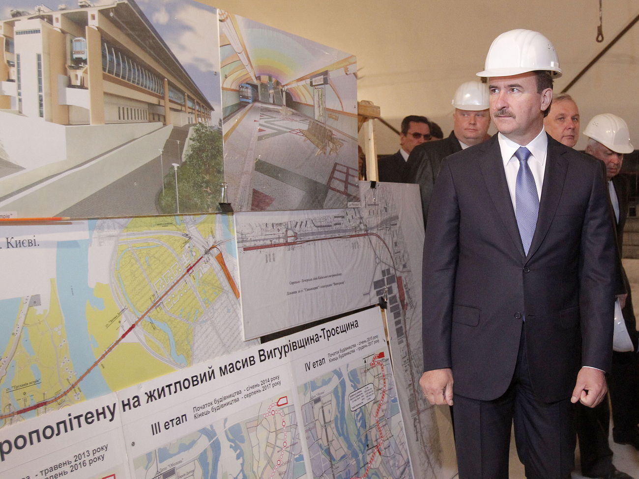 Александр Попов:&nbsp;Если речь идет о стратегическом мышлении, то метрополитен&nbsp;&ndash; приоритет. Четвертая линия метро должна быть