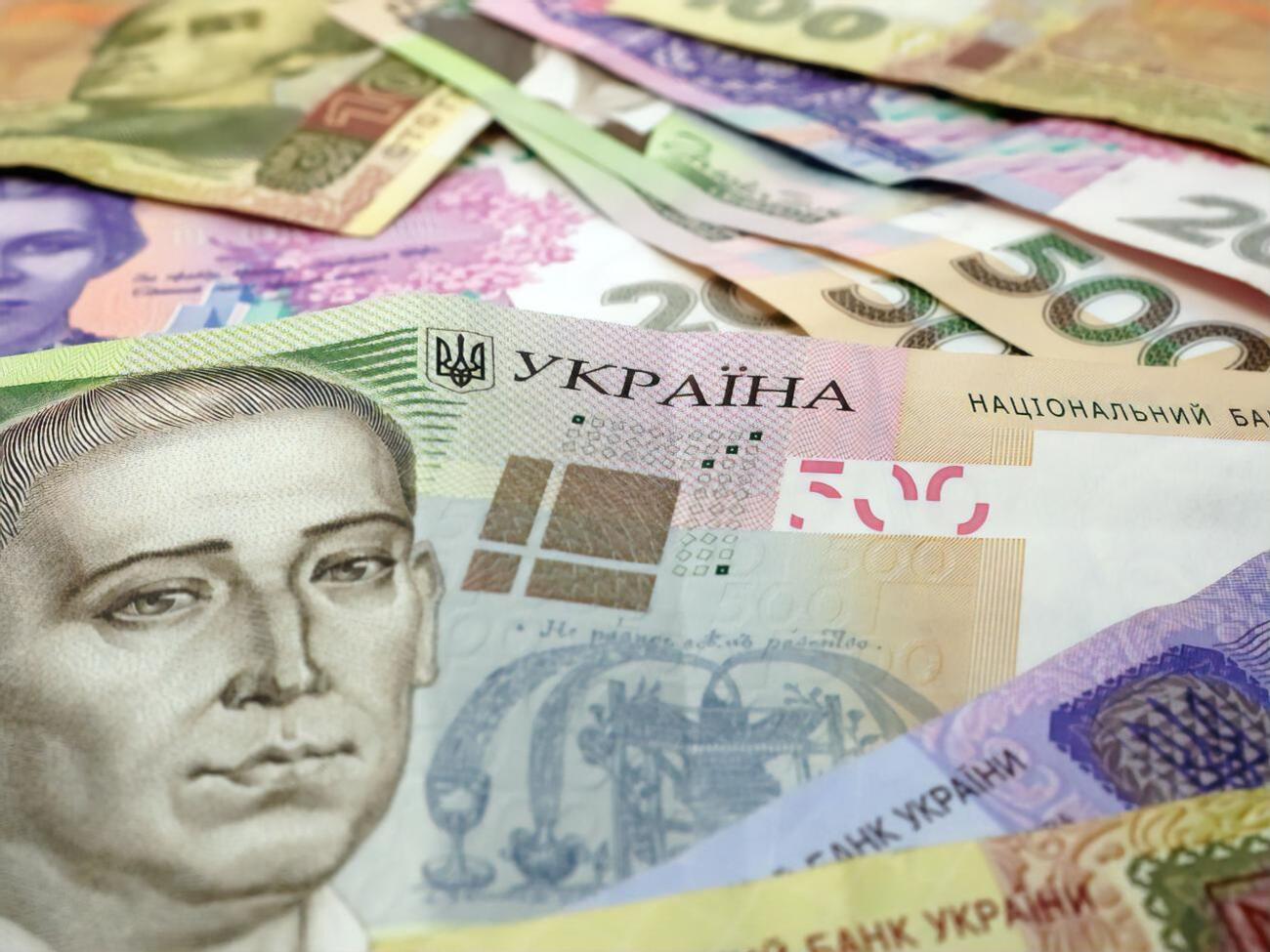 Курс гривні до російського рубля впав до 3,74 грн за 10 руб.