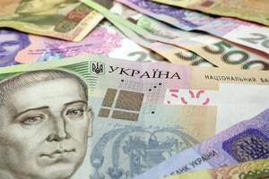Курс гривні до російського рубля впав до 3,74 грн за 10 руб.