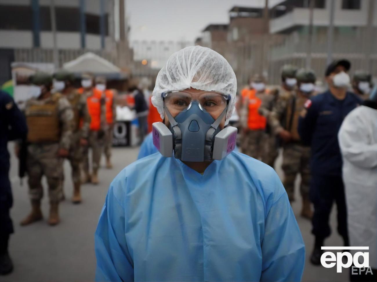 Жертвами COVID-19 стали 933 542 людини