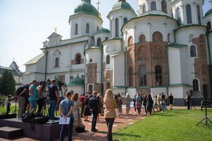 Сырость и плесень – главная проблема всех старинных памятников архитектуры, говорят меценаты