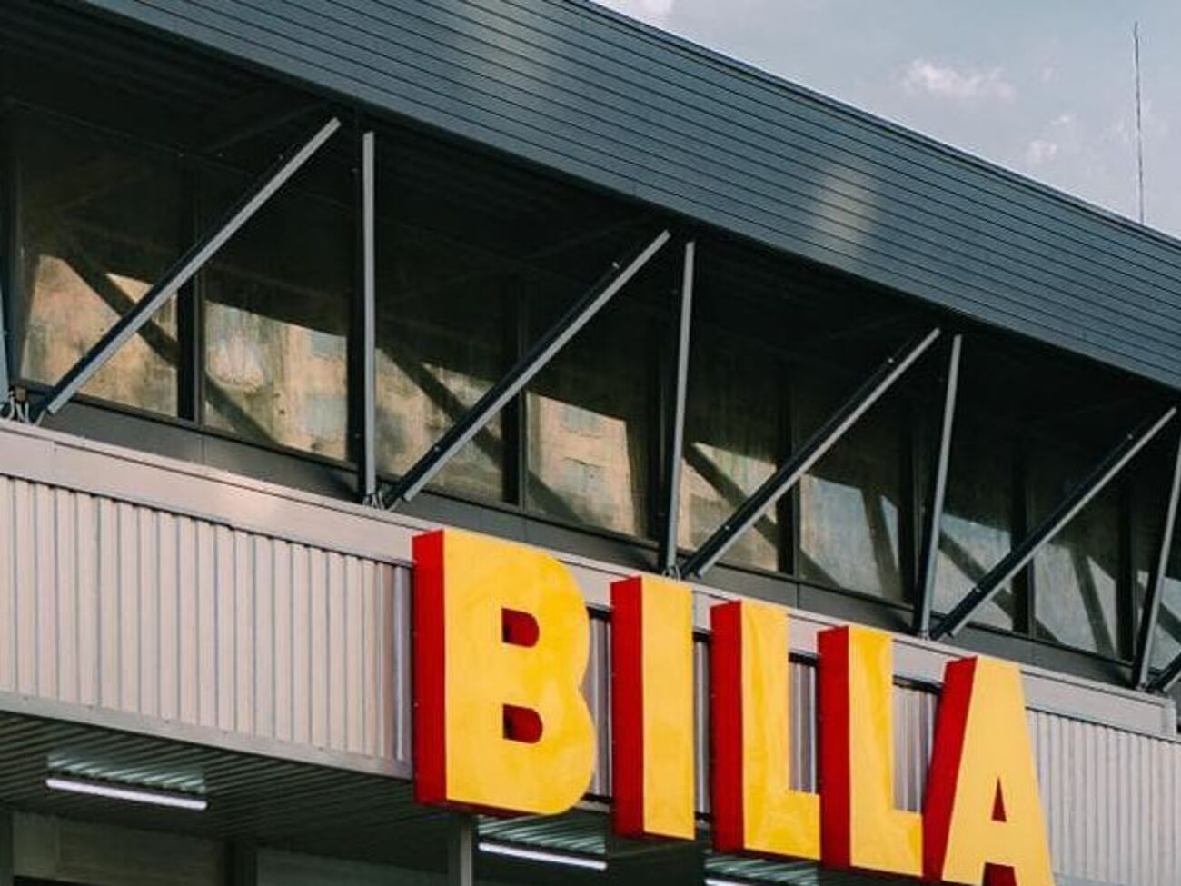 Мережа Billa налічує в Україні 35 магазинів, їх хоче придбати Novus