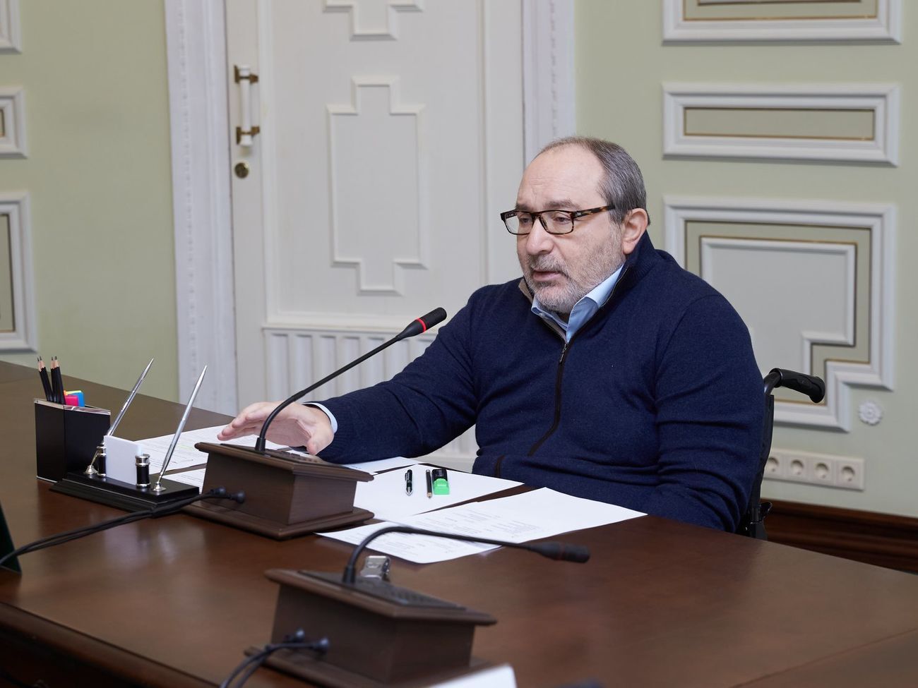 Кернеса в ночь на 17 сентября доставили в Германию