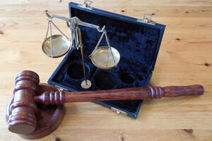 Суд виніс вирок із випробувальним терміном