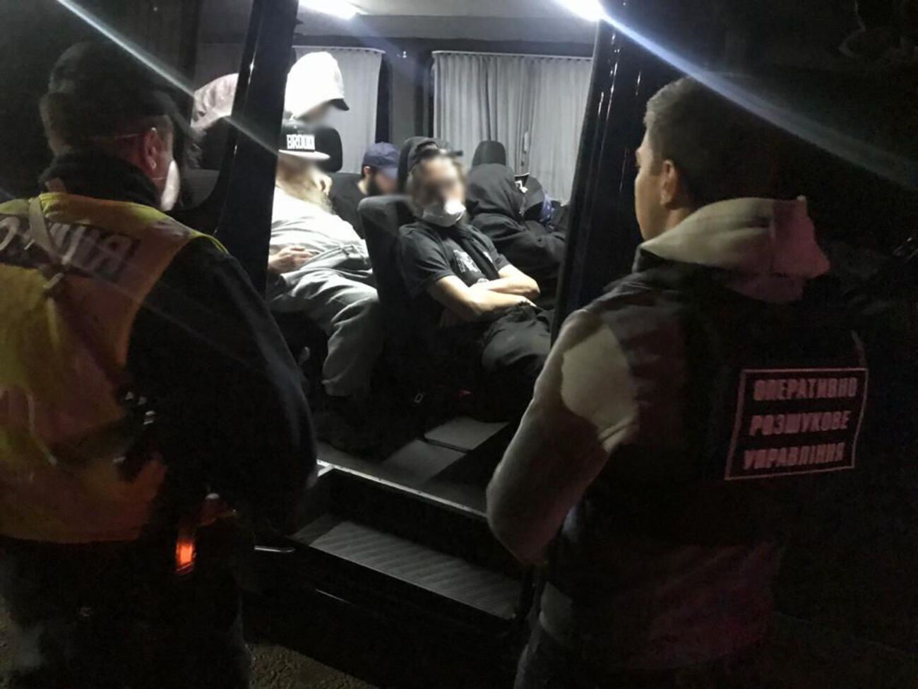 Задержанные находятся в подразделении полиции