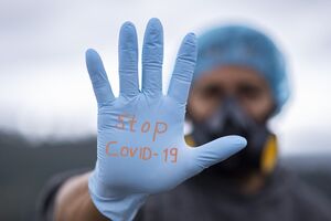 В Украине провели рекордное за сутки число ПЦР-тестов