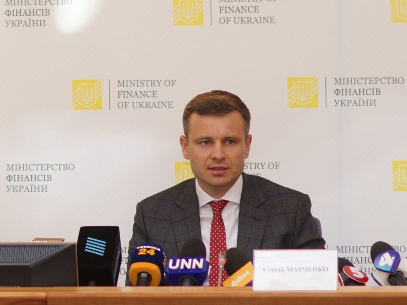 Показатель дефицита бюджета Украины, в сравнении с остальным миром, умерен, считает Марченко