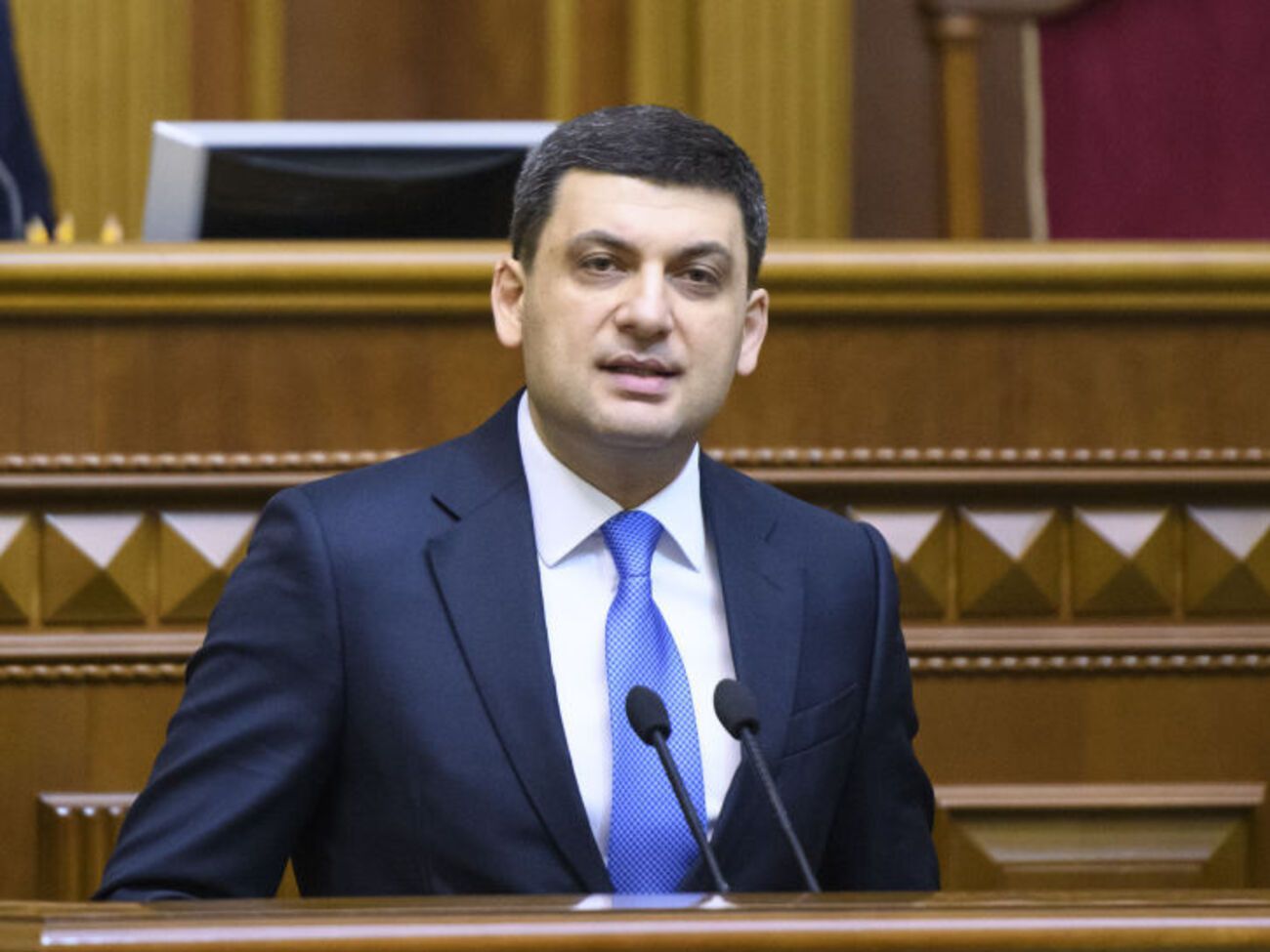 Гройсман зазначив, що після того, як пішов з уряду, хотів постежити за розвитком подій
