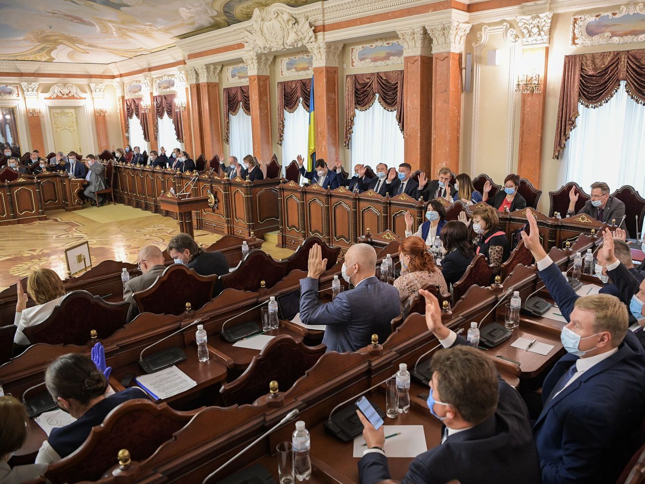 Авторитет судебной власти зависит от действий каждого судьи, подчеркивается в заявлении ВС