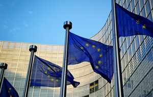 Евросоюз ожидает, что Россия прекратит оказывать давление на общину крымских татар