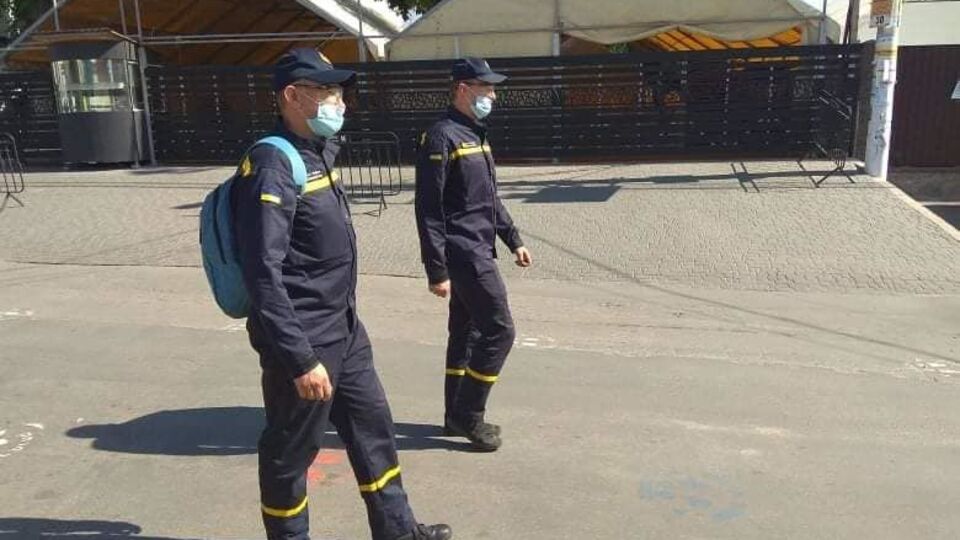 Патрулі ДСНС цілодобово контролюють меморіальний комплекс цадика Нахмана в Умані