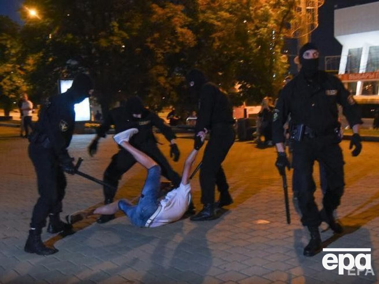 ЄС планує ввести санкції проти Білорусі за жорстокий розгін протестувальників проти офіційних результатів президентських виборів
