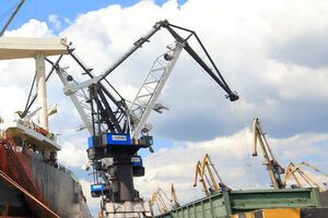 У зверненні йдеться про те, що робота буксира може наражати на небезпеку як порт і його працівників, так і населені пункти навколо нього