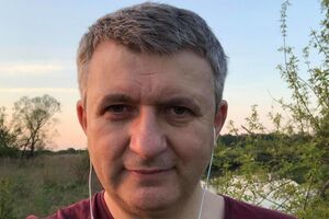 Романенко: А над усім цим висить срач. І в цьому срачі завжди фігурує рука Путіна або ще якась страшна рука