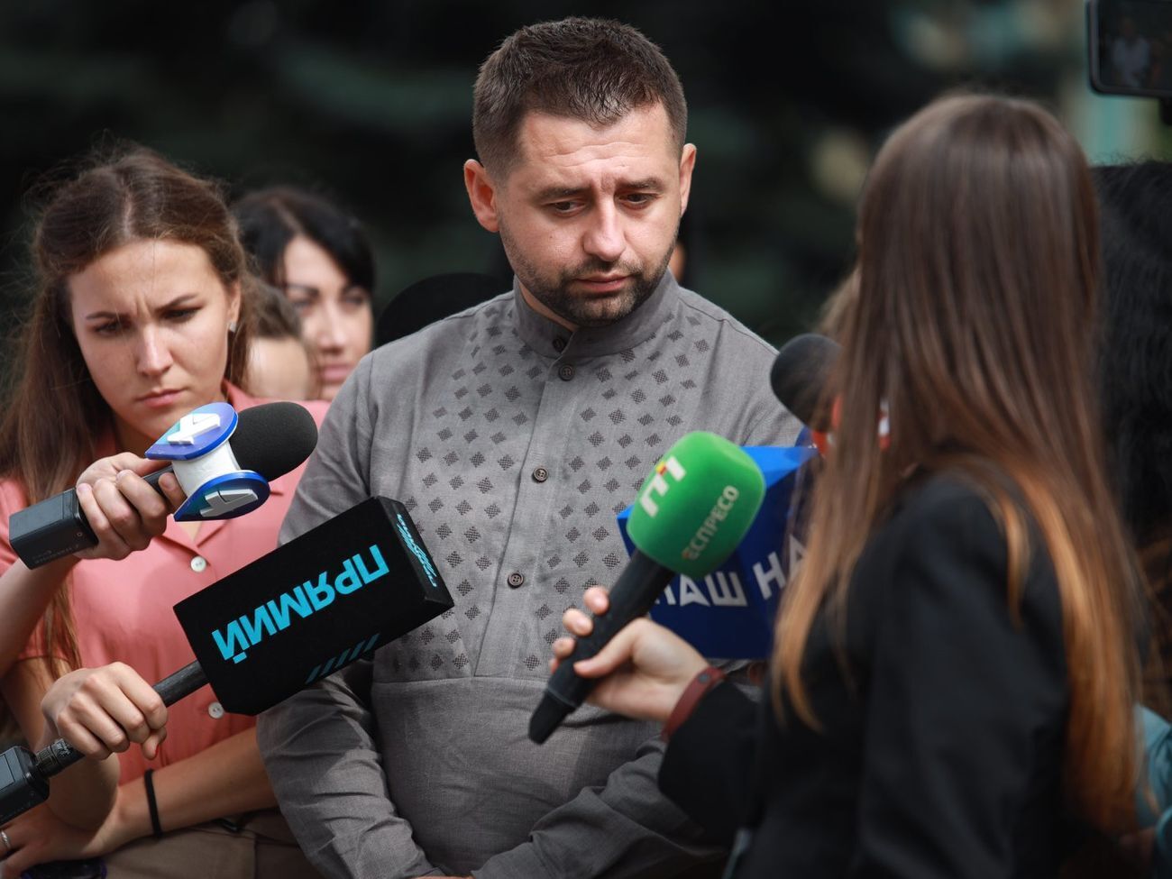 Арахамія: Ми йому фактично допомогли не втратити мандат, виключили із фракції