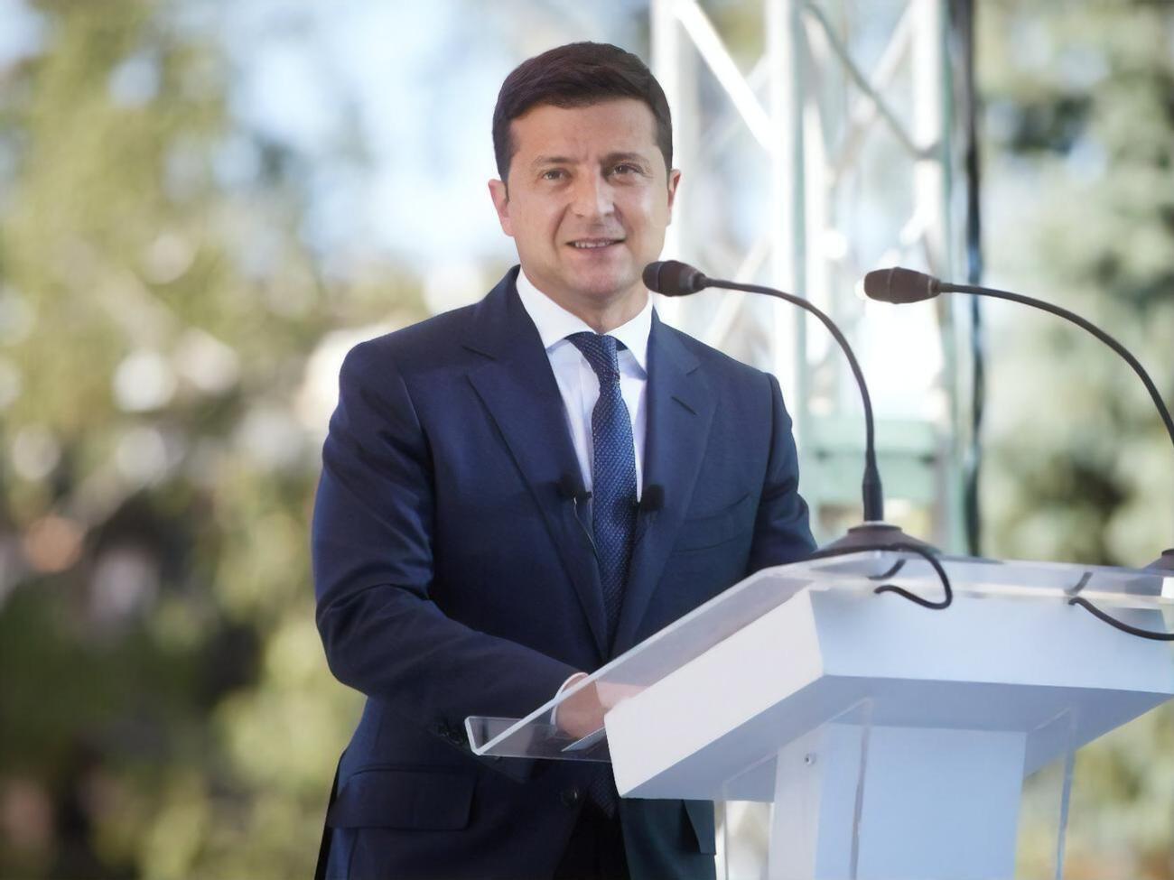 Сумму средств, оставшихся в фонде, Зеленский не назвал