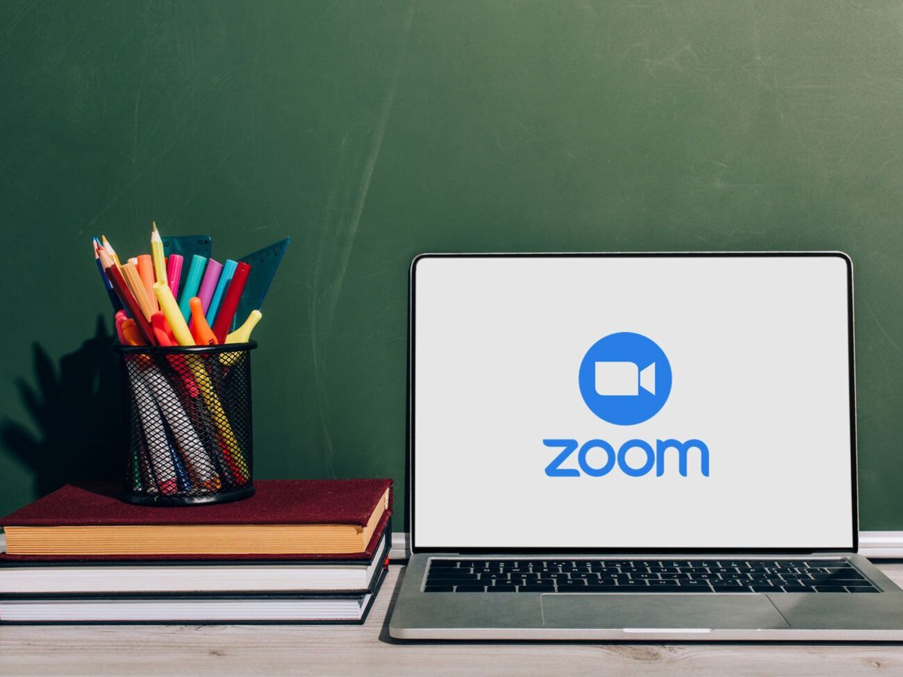 Zoom используется для удаленной работы и учебы