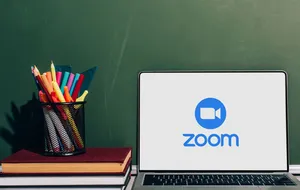 Zoom используется для удаленной работы и учебы