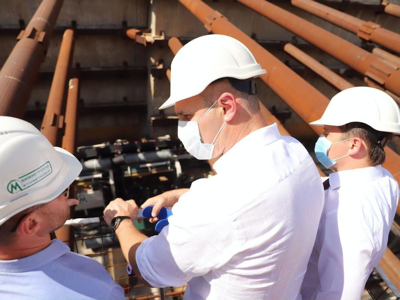 Кличко: Мы начали очень важный этап строительства двух новых станций метрополитена на Виноградарь