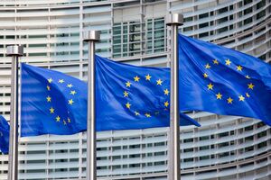 Журналіст Йозвяк прогнозує нові санкції ЄС щодо російських чиновників