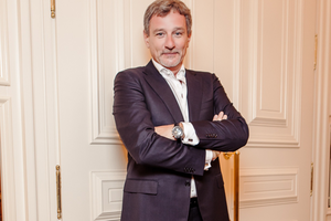 Пізніше бізнесмен виклав інше відеозвернення