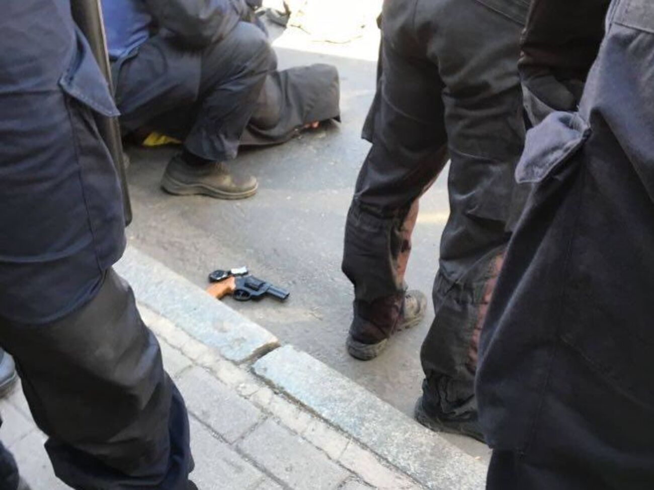 В одного з противників прайду вилучили пістолет