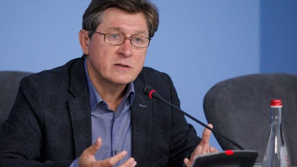 Владимир Фесенко: Их волнует коммуналка, низкий уровень доходов, транспортная проблема, плохие дороги, отсутствие больниц и школ